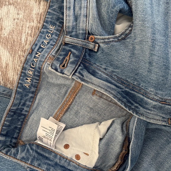 American Eagle Ripped HW 90 Flare Jean - Picture 2 of 2
